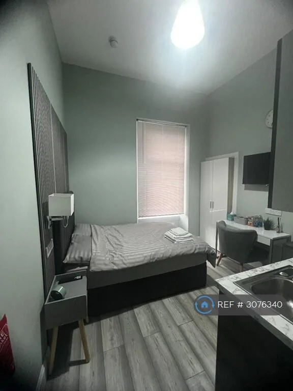 Studio flat for rent