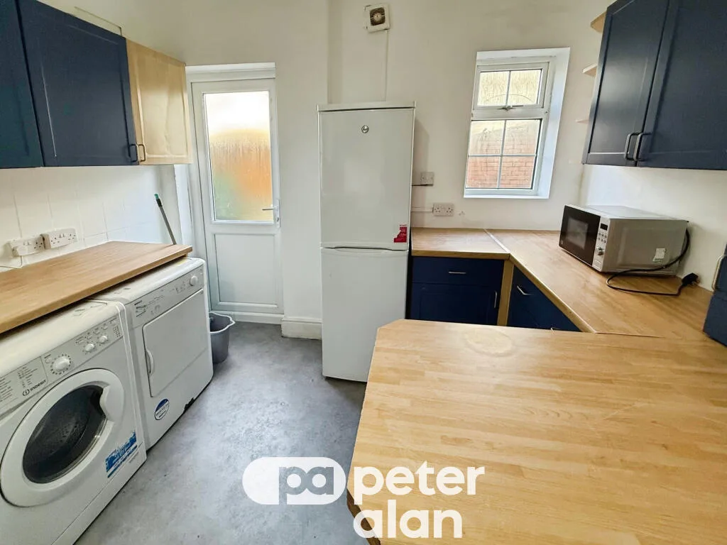 5 bedroom house for rent