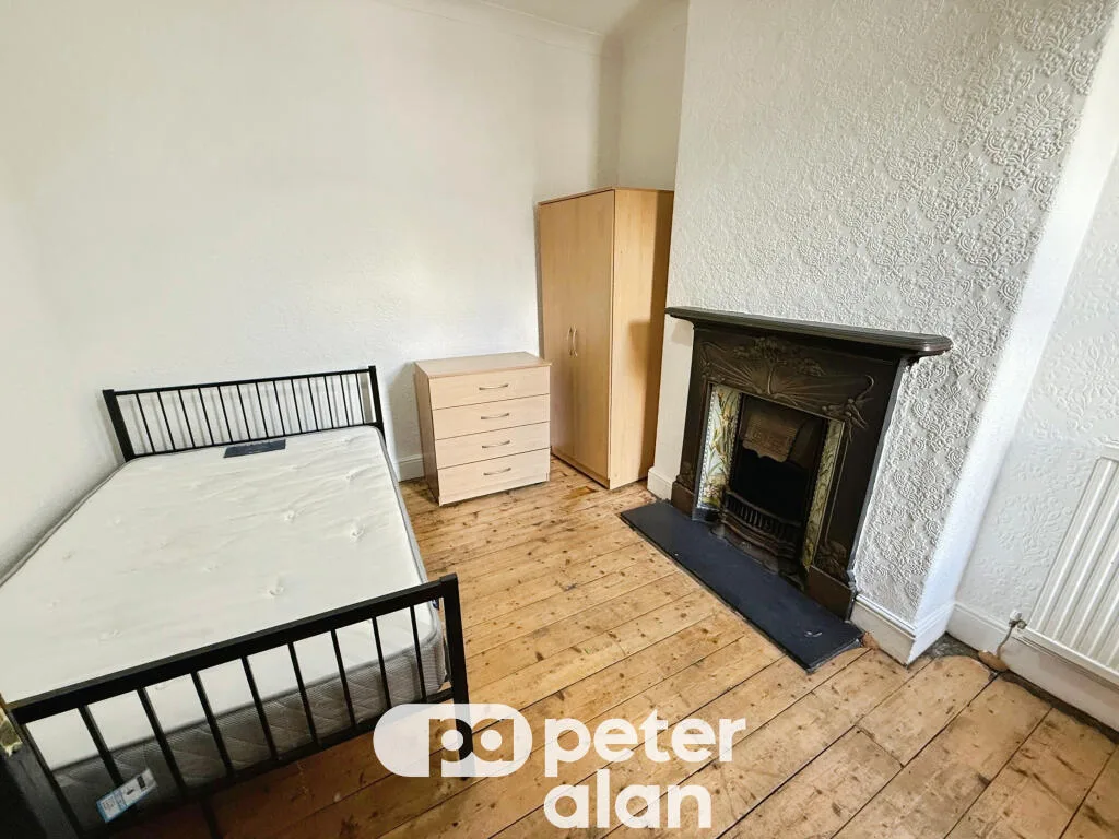 5 bedroom house for rent