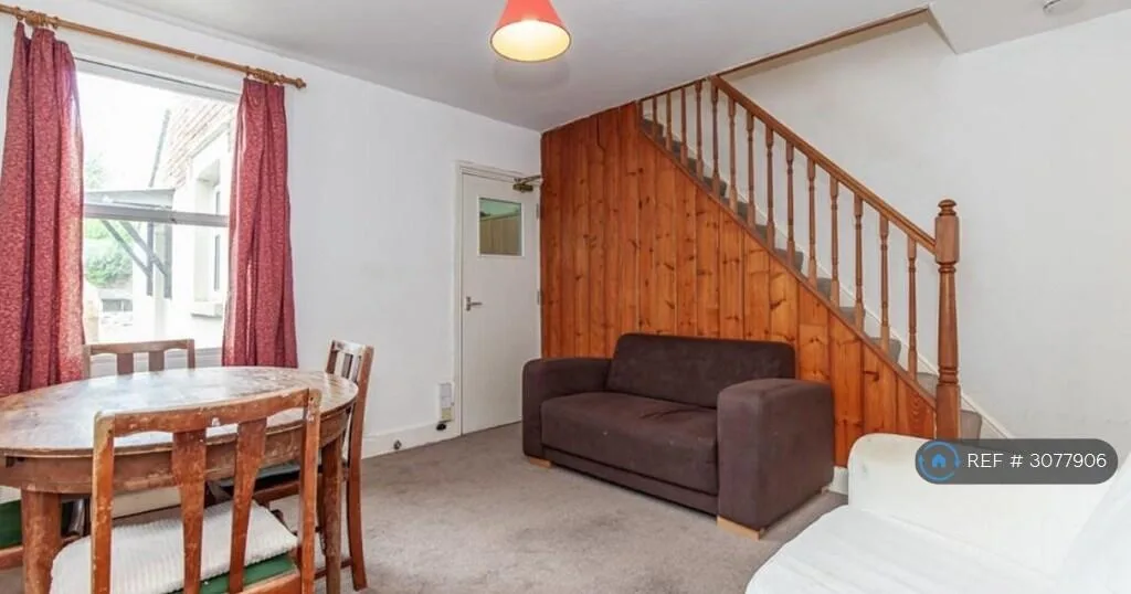 4 bedroom terraced house for rent