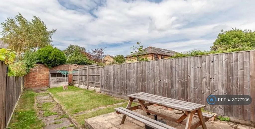 4 bedroom terraced house for rent