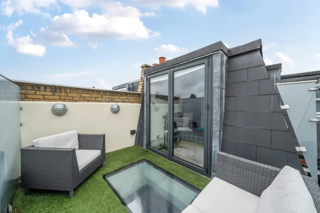 3 bedroom flat for rent