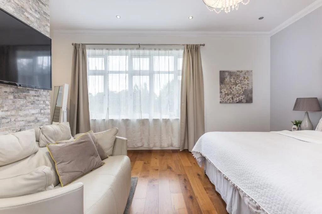 8 bedroom detached house for rent