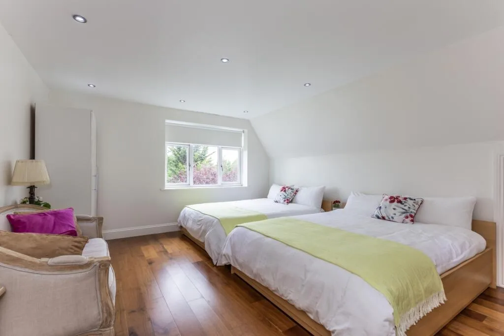 8 bedroom detached house for rent