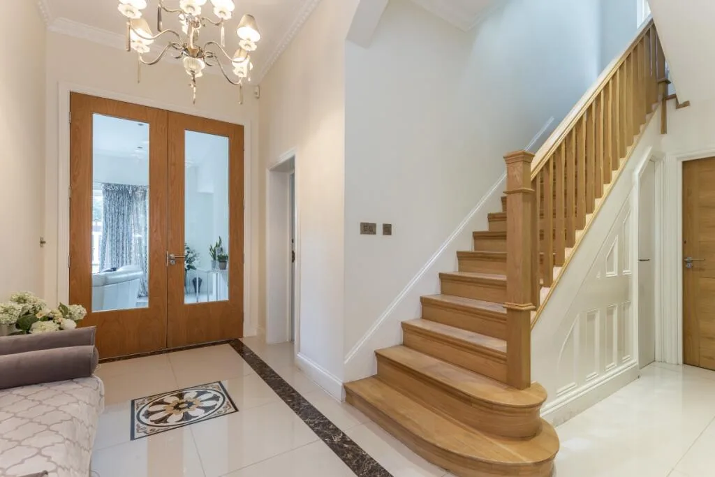 8 bedroom detached house for rent