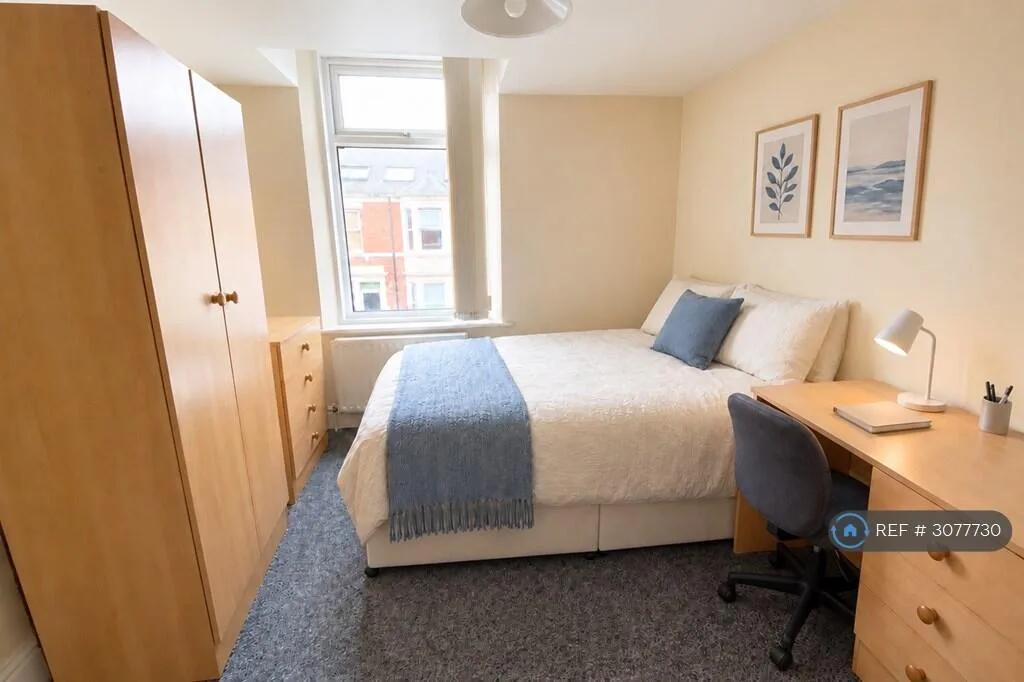 6 bedroom maisonette for rent