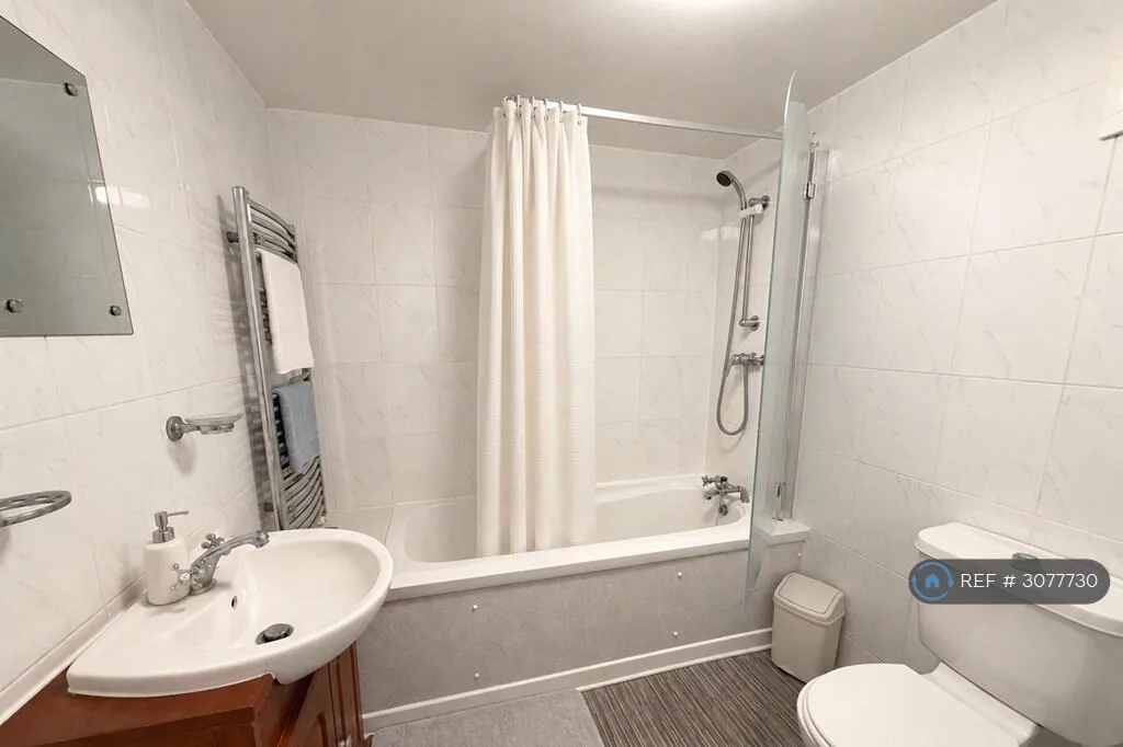 6 bedroom maisonette for rent