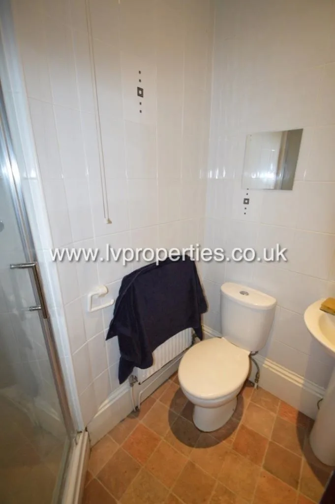 12 bedroom terraced house for rent