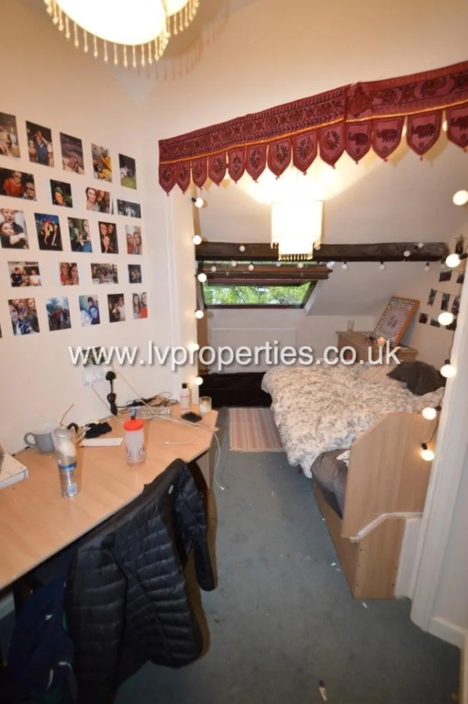 12 bedroom terraced house for rent