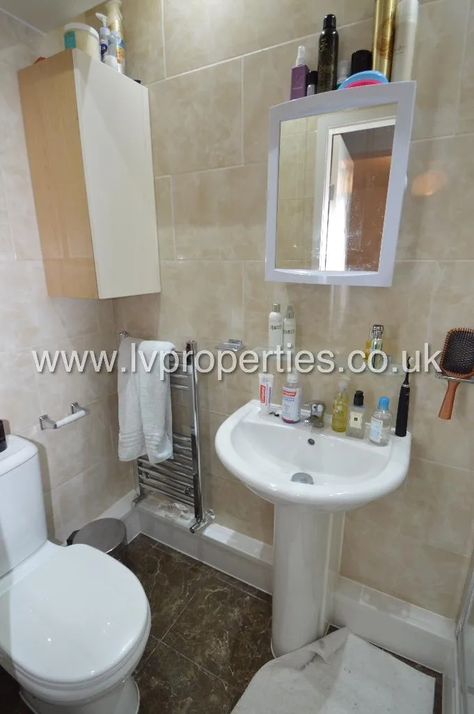 10 bedroom terraced house for rent
