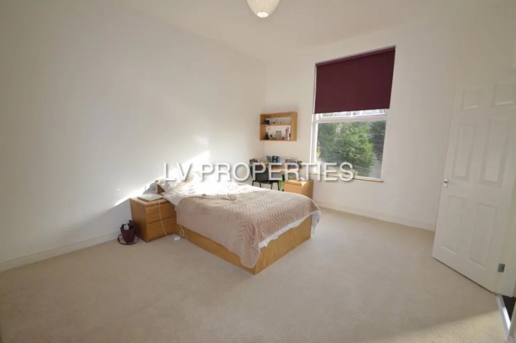 10 bedroom terraced house for rent