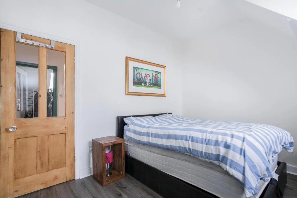 4 bedroom duplex for rent