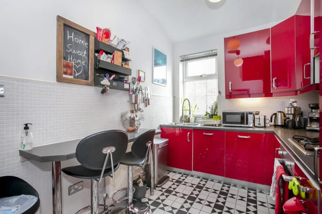 4 bedroom duplex for rent