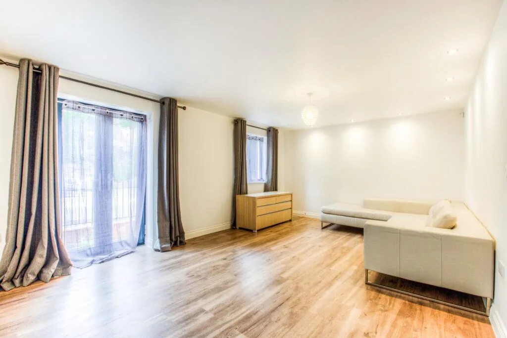 2 bedroom house for rent