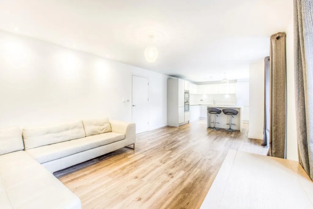2 bedroom house for rent