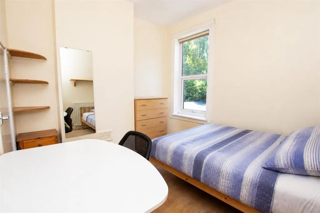 4 bedroom house for rent