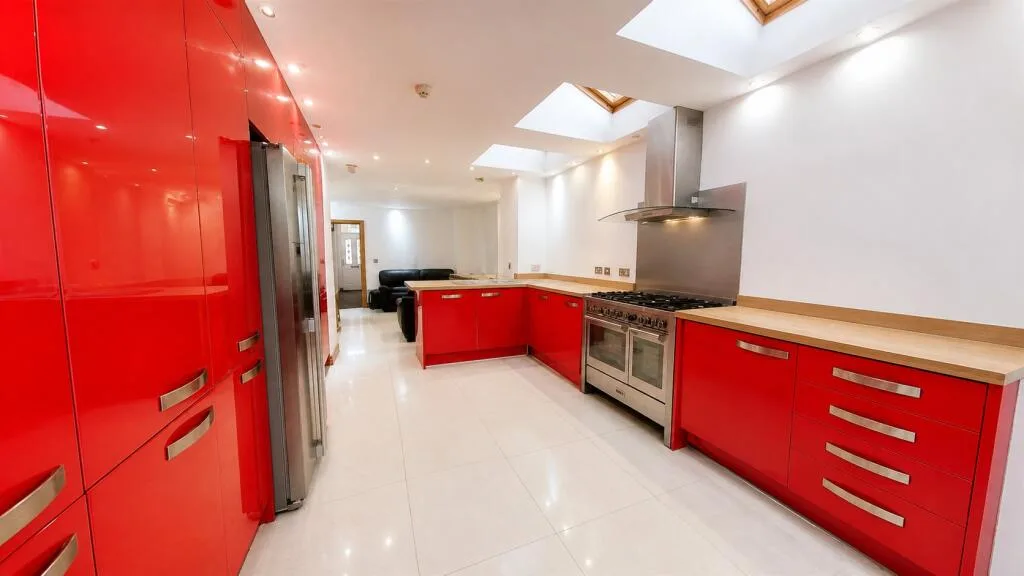 6 bedroom house for rent