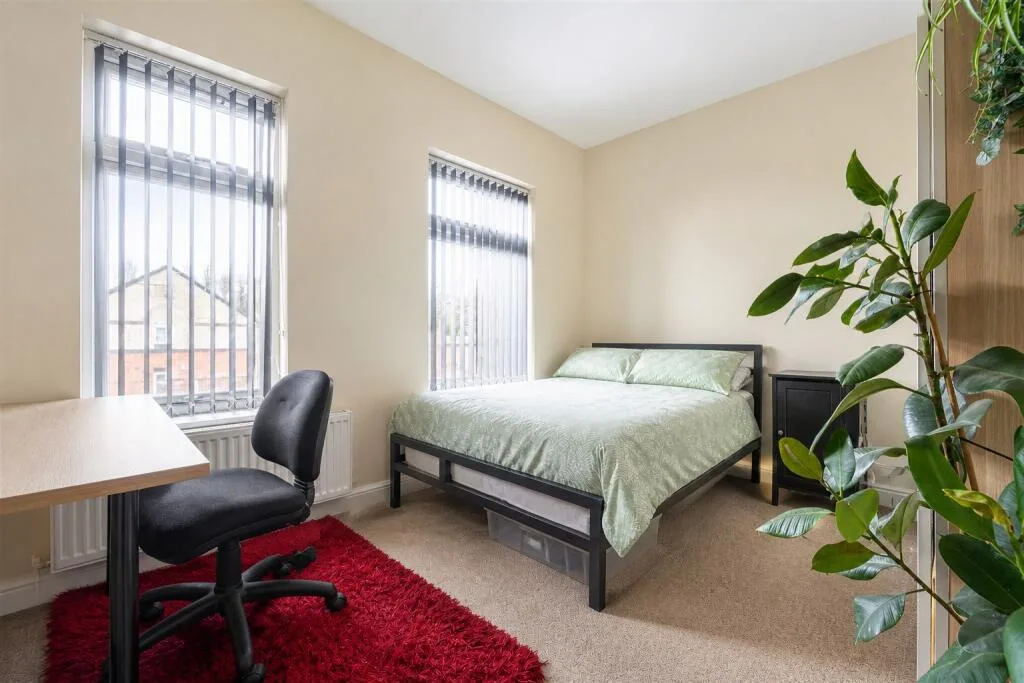4 bedroom house for rent