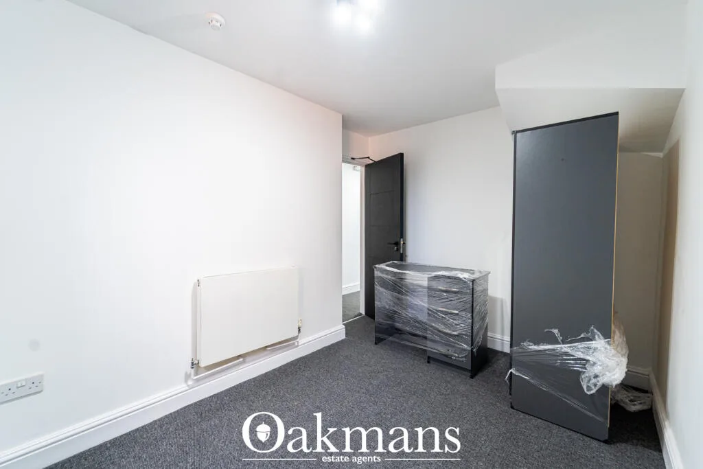 6 bedroom house for rent
