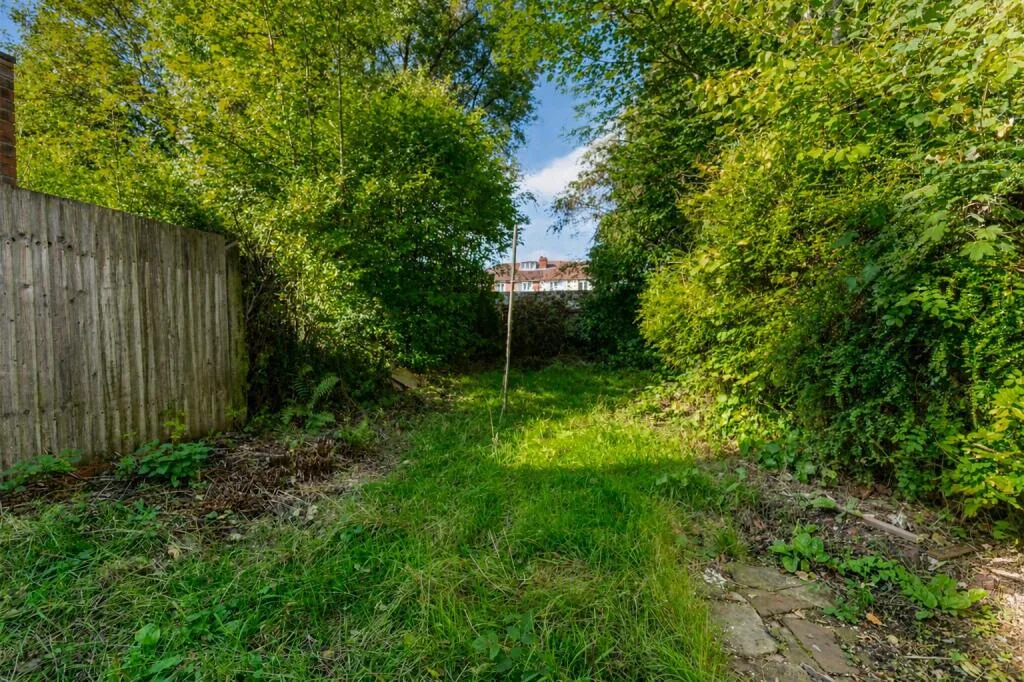 2 bedroom semi-detached house for rent