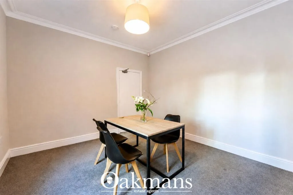 2 bedroom semi-detached house for rent