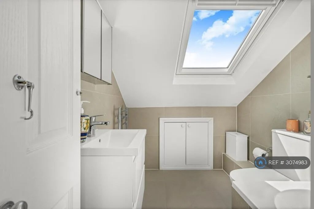 3 bedroom flat for rent