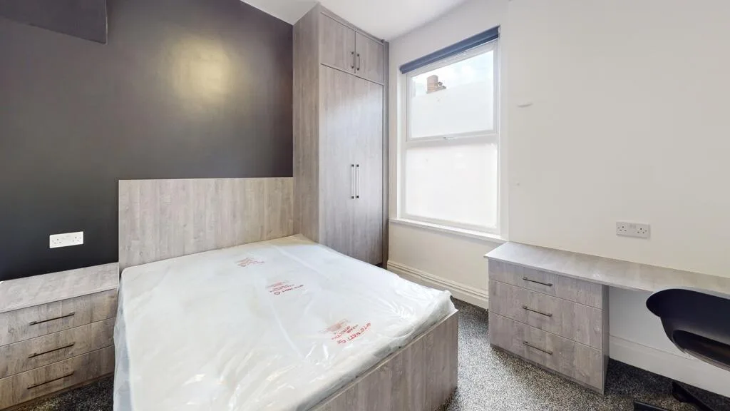 7 bedroom house for rent