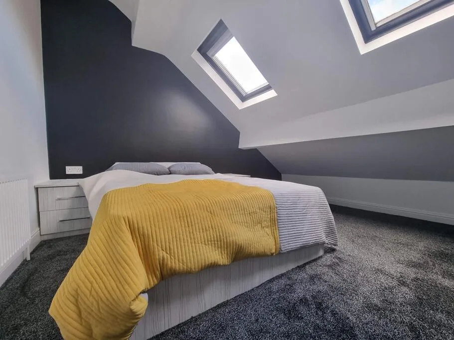 8 bedroom house for rent