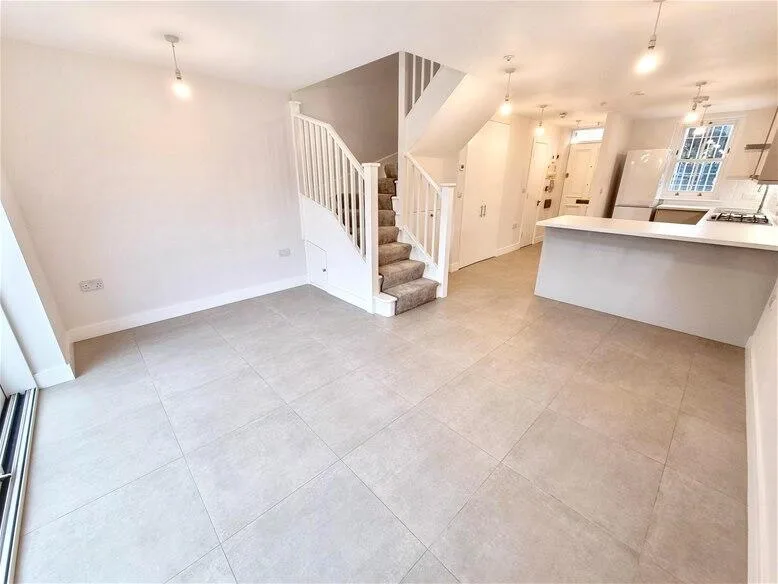 4 bedroom house for rent