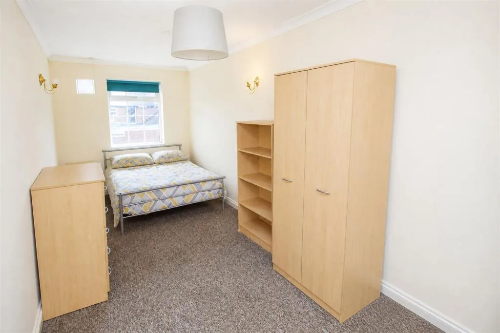 4 bedroom house for rent