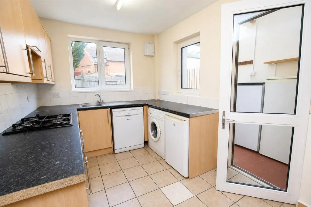 4 bedroom house for rent