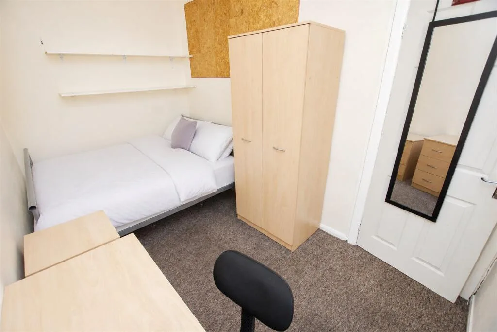 4 bedroom house for rent