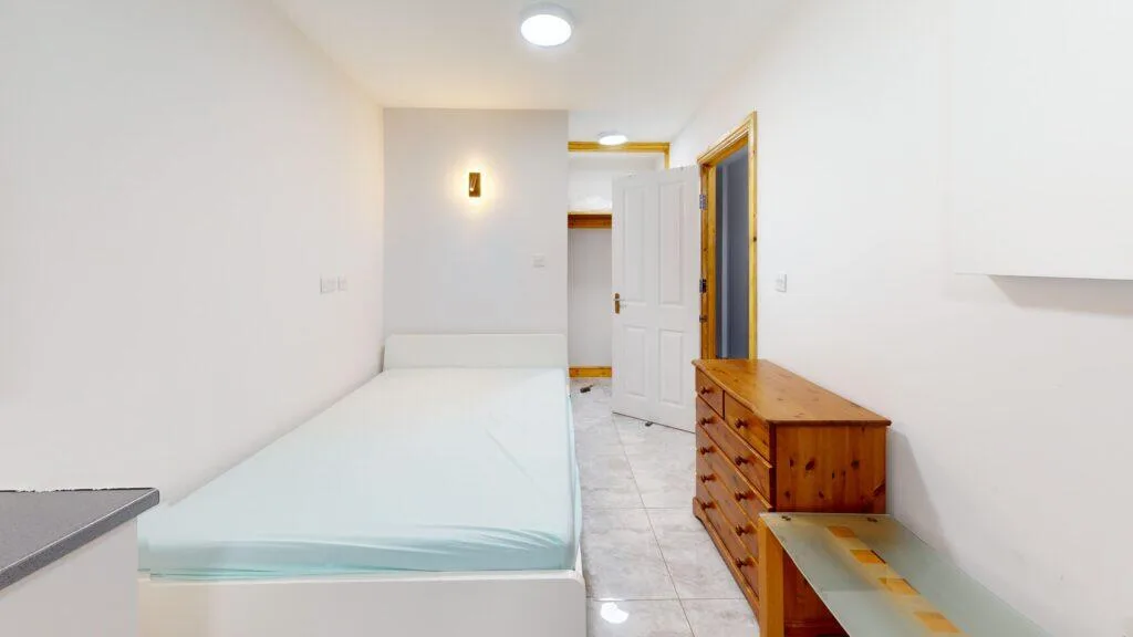 5 bedroom house for rent