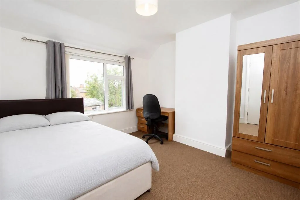 4 bedroom house for rent