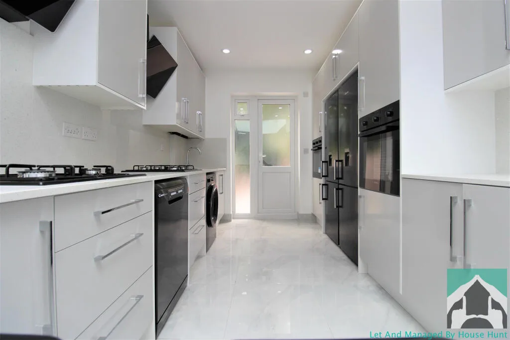 7 bedroom house for rent