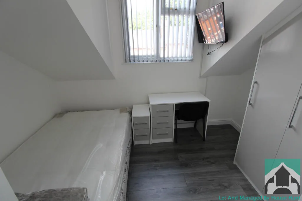 7 bedroom house for rent