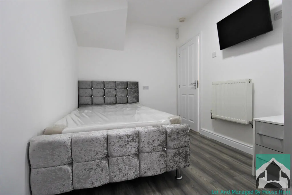 7 bedroom house for rent