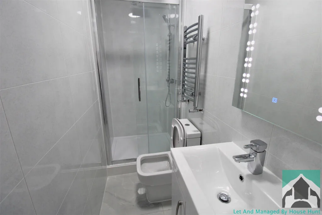7 bedroom house for rent