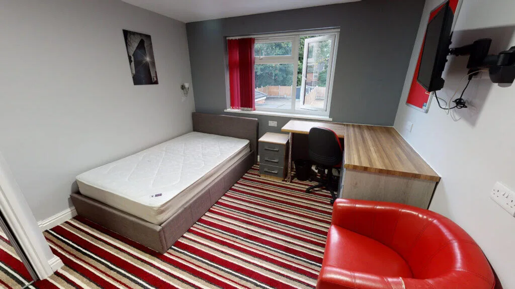 8 bedroom house for rent
