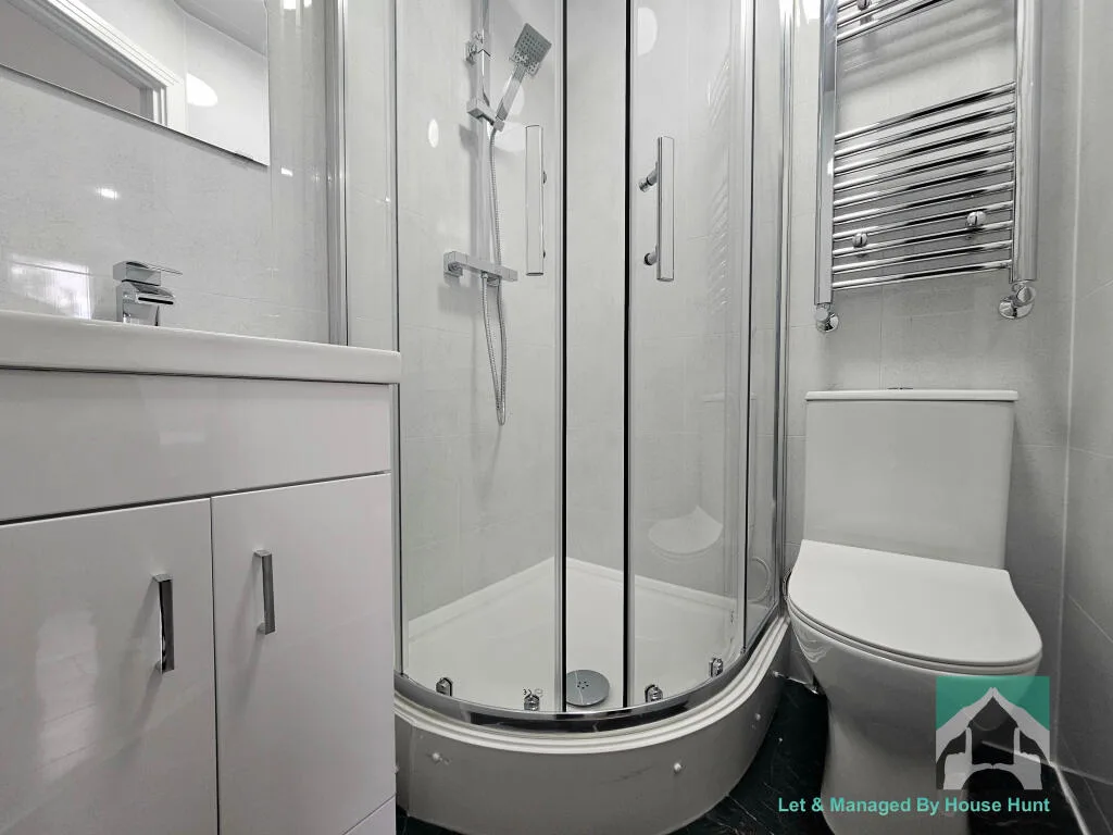 7 bedroom terraced house for rent