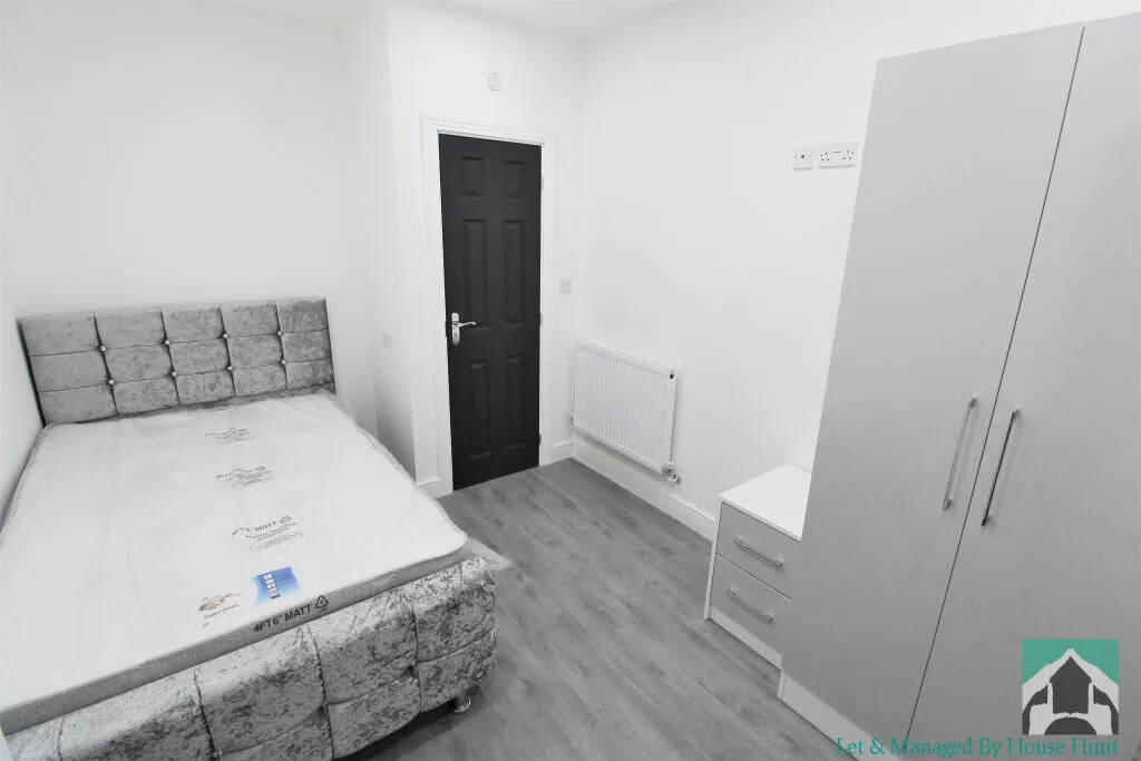 5 bedroom house for rent