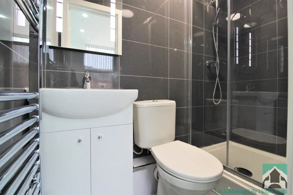 5 bedroom house for rent