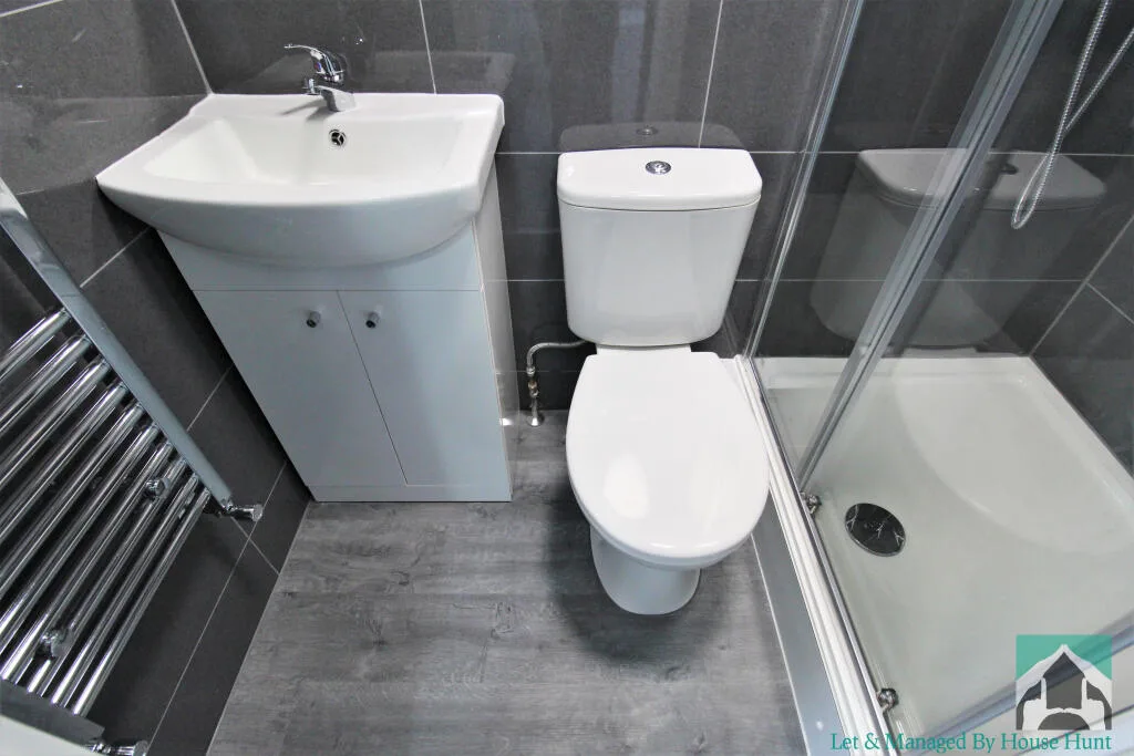 5 bedroom house for rent