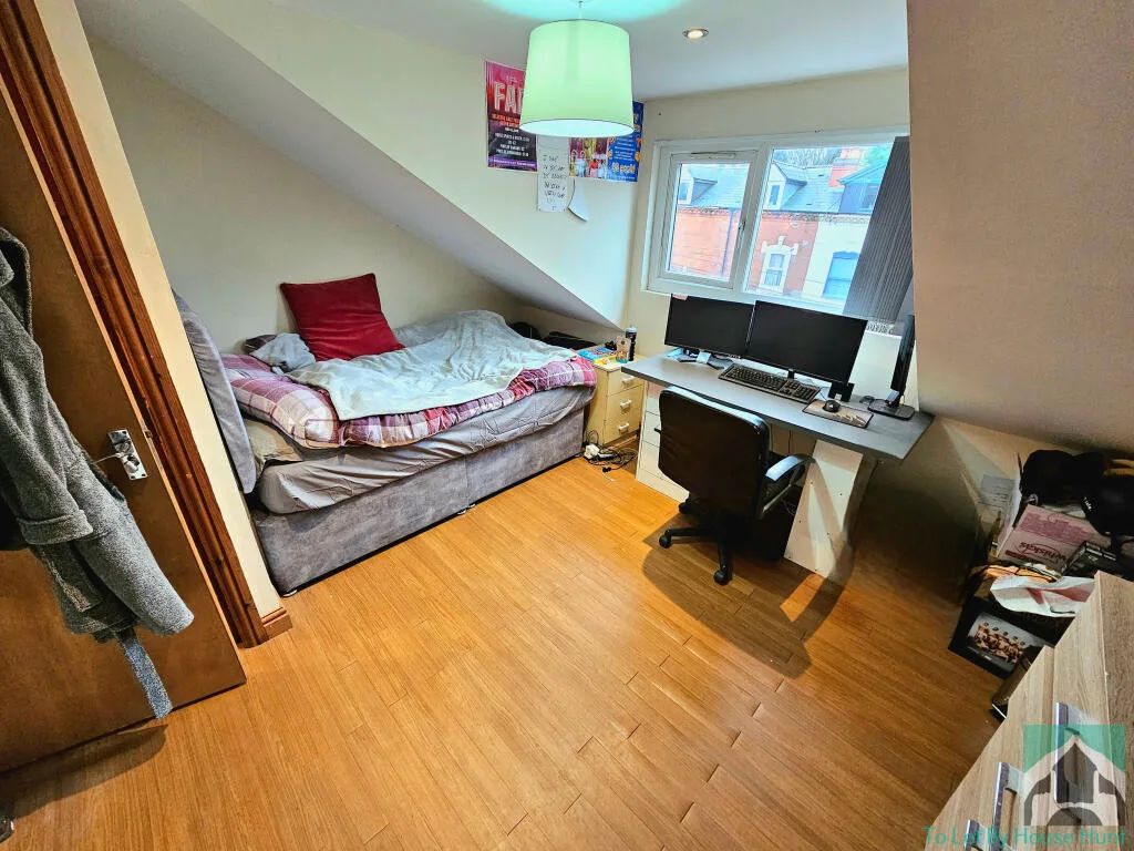 7 bedroom house for rent