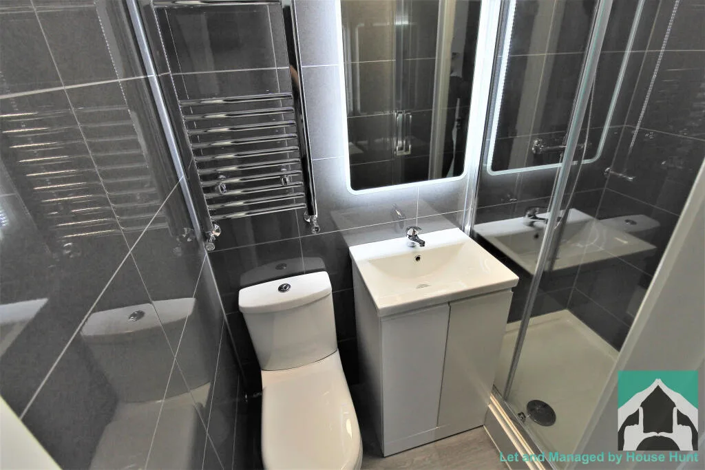 5 bedroom house for rent