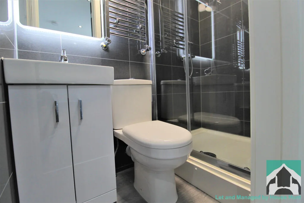 5 bedroom house for rent