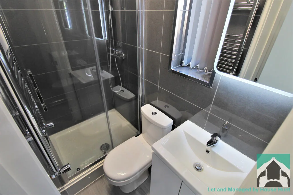 5 bedroom house for rent