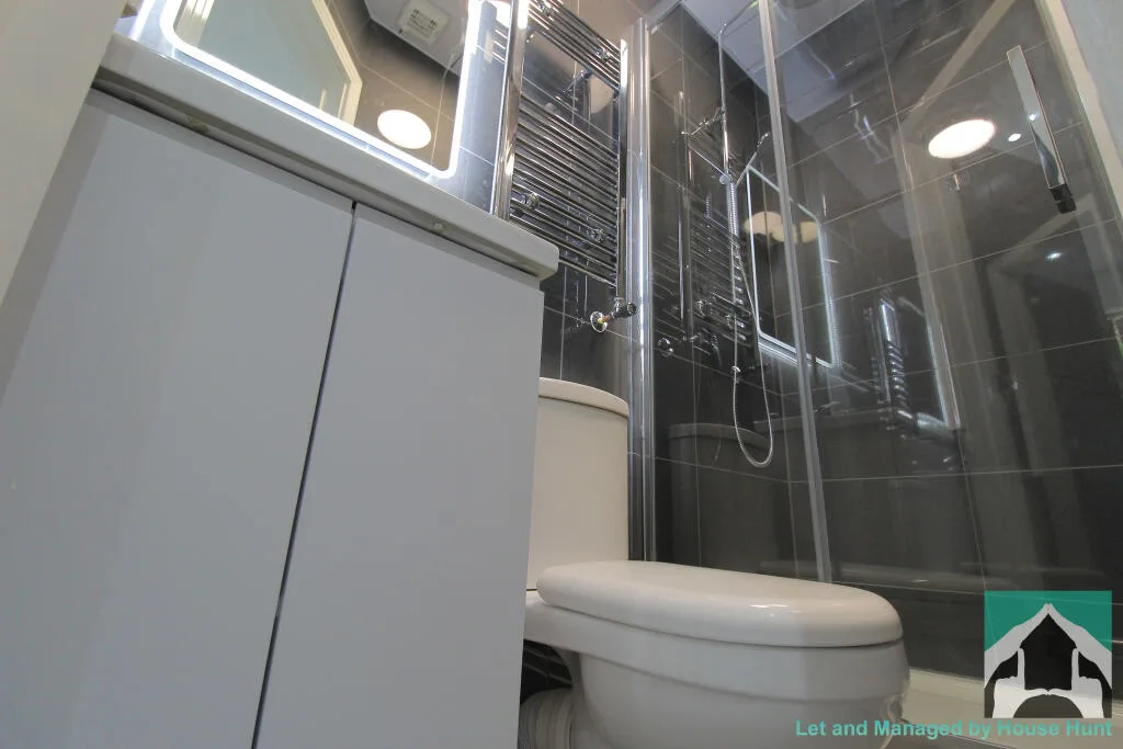 5 bedroom house for rent
