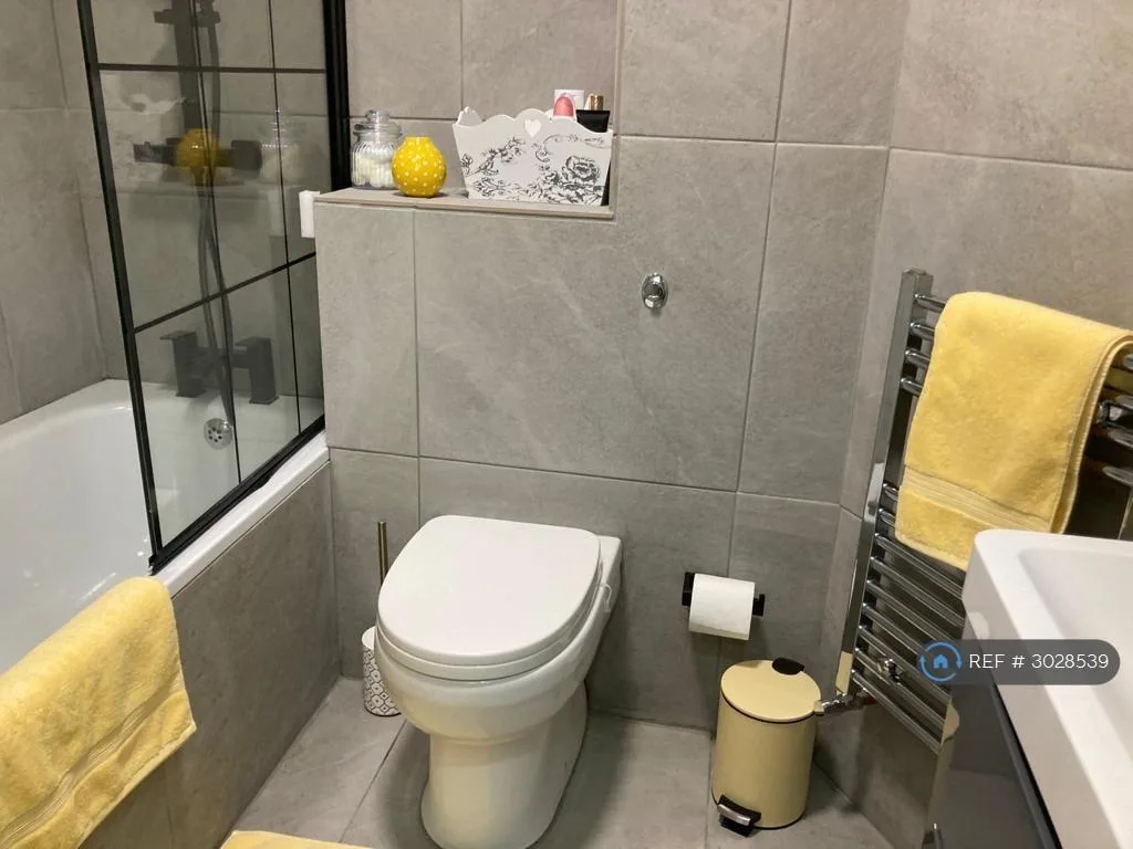 1 bedroom maisonette for rent