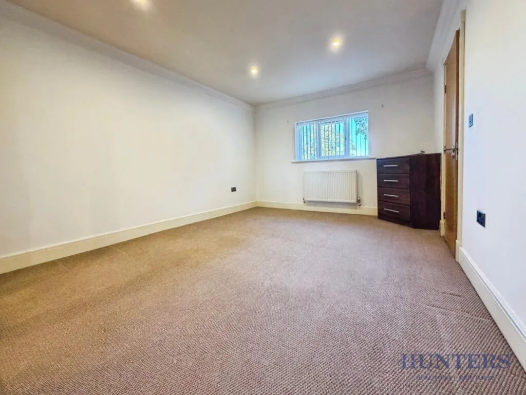 4 bedroom detached house for rent